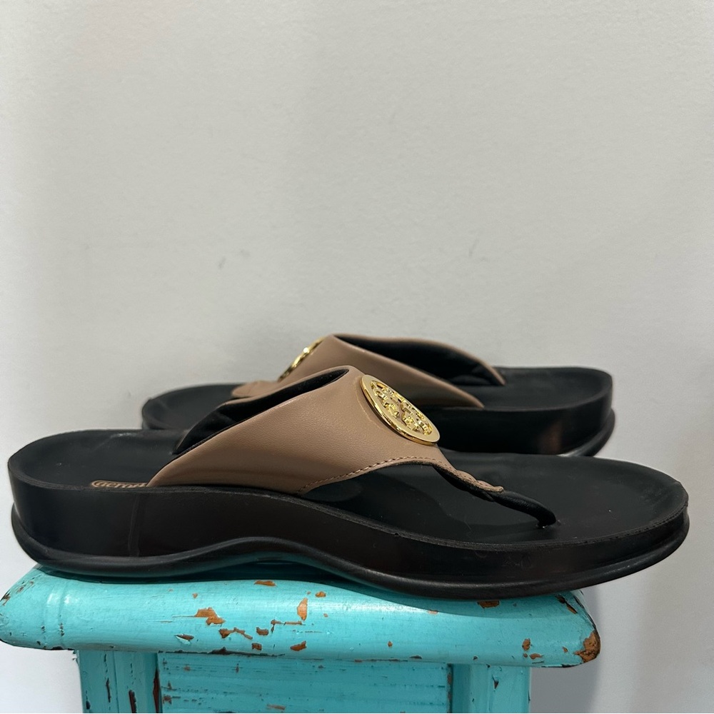 Aerothotic Comfort Flip Flop Tan Gold Hardware Size 8 - Picture 6 of 12
